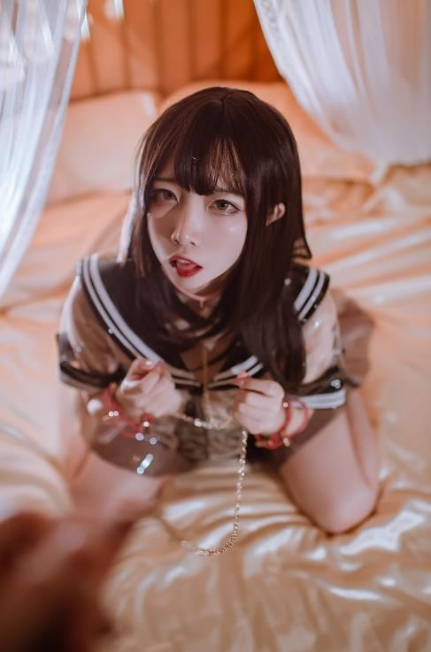 22062713 （评论可见）  二佐 - 透明JK   40P-246M