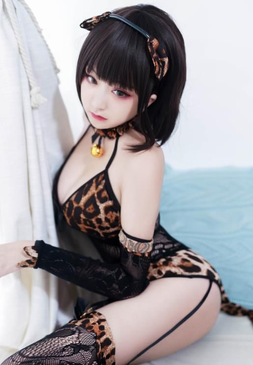 22072817 （评论可见）  恩田直幸 - 小豹纹   49P-348M