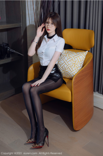 （评论可见）  秀人网 美桃酱 30套合集    18.7G