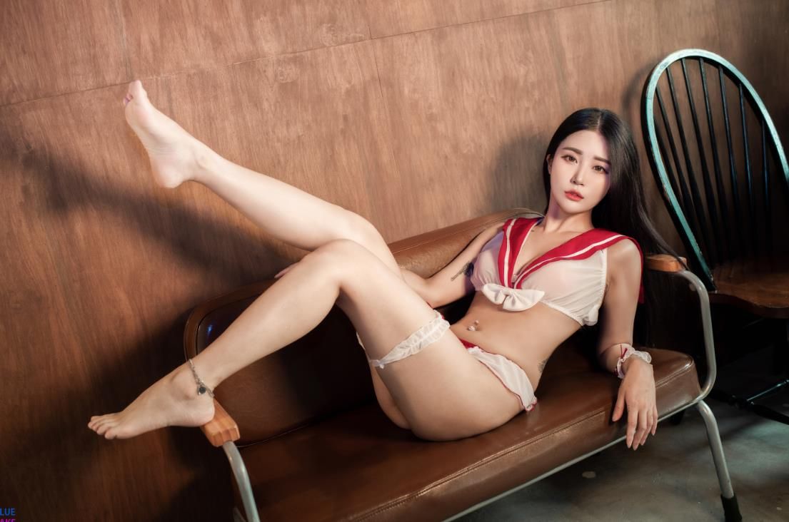 22070706（评论可见）  Bomi (보미) - [BLUECAKE] Pure Love  109P-1.09G