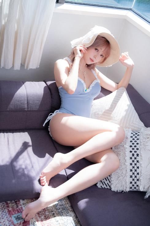 22081713  ElyEE子 - Mist Blue Lady   37P-80M