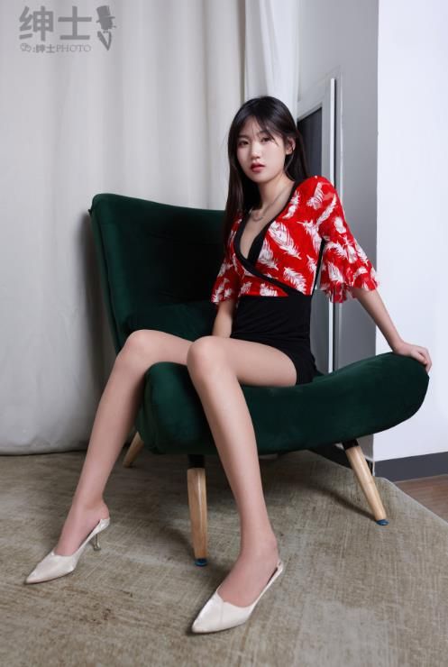 22080604 （评论可见） SHENSHI绅士 - SS069 甜甜 肉丝包臀裙  54P-583M