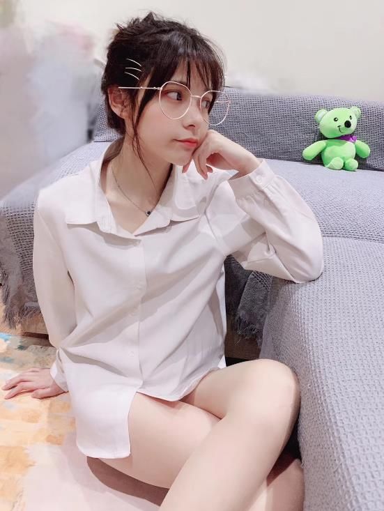 22082510  小仙女ELaine合集   895P+11V-290M