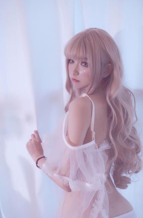 22081214  桃濑衣衣 - 白色情趣私房   20P-24M