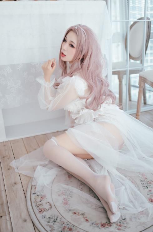 22080216 （评论可见） 轩萧学姐 -  花嫁    32P-175M