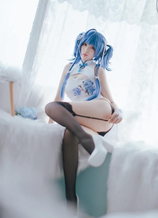 22081314  轩萧学姐 - 圣路易斯旗袍   42P-190M