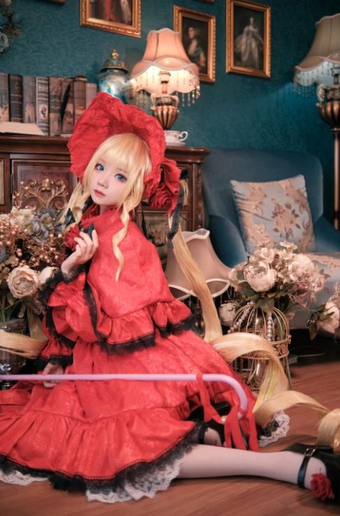 22080213 （评论可见） 花柒Hana - 蔷薇少女真红  13P-221M