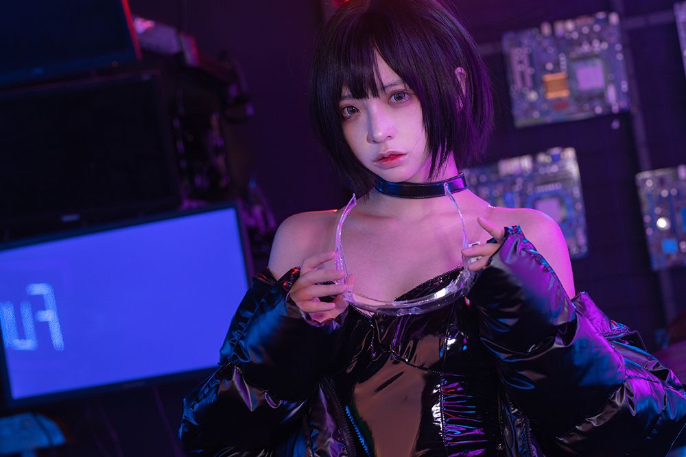 [746]疯猫SS - 赛博少女 [40P-812MB]