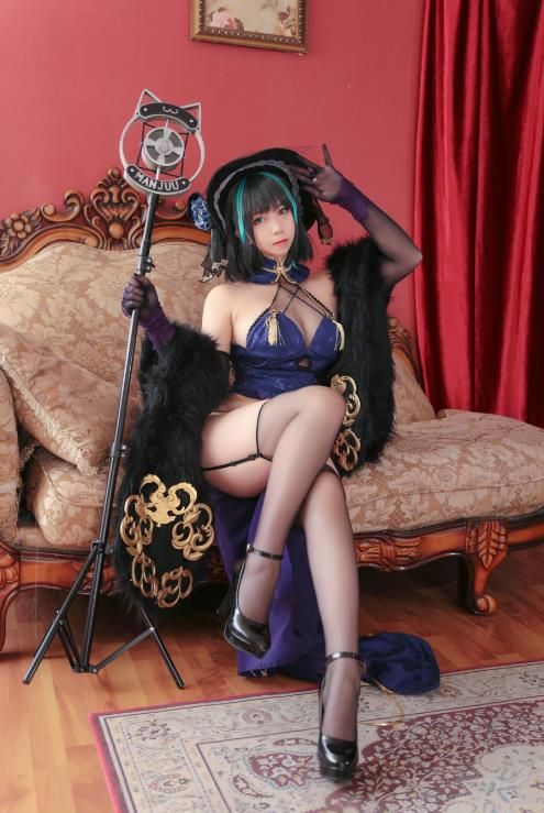 22093016  魅瞳Meroko - 魅瞳柴郡旗袍  33P-287M