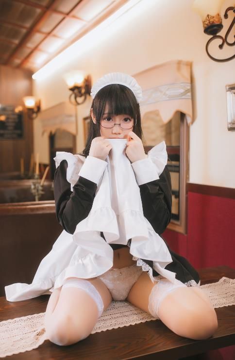 22093017  焖焖碳 - 女仆   33P-98M