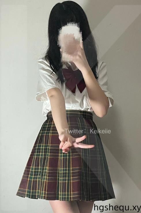 22090716  keikeiie - JK小萝莉  54P+14V-1.53G  秒传不亏