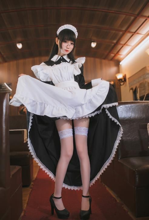 22093017  焖焖碳 - 女仆   33P-98M