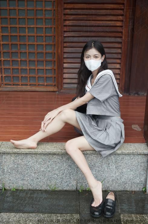 22092801  [见新摄影]  舞台虽小亦需全力以赴    215P+1V-2.24G