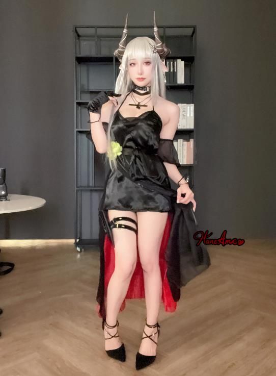 22090112  Haneame雨波 - 明日方舟 泥岩   30P-128M