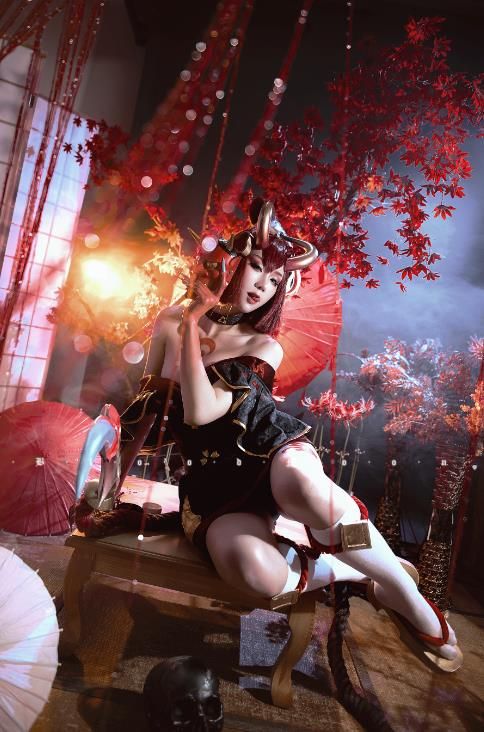 22100309  瓦斯塔亚小龙虾 - 猩红之月伊芙琳 12P-265M