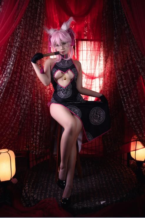 22100112  魅瞳Meroko - 柯杨斯卡娅    17P-349M