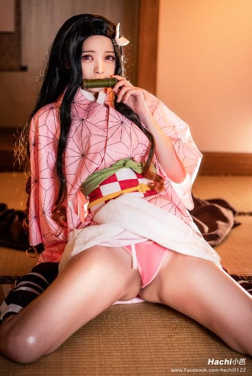 22100516 Hachi小芭 14套写真合集 206P-870M