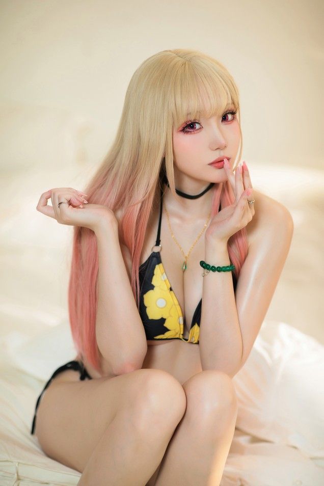 2211301907 瓜希酱 - 喜多川海梦泳装 20P-85MB