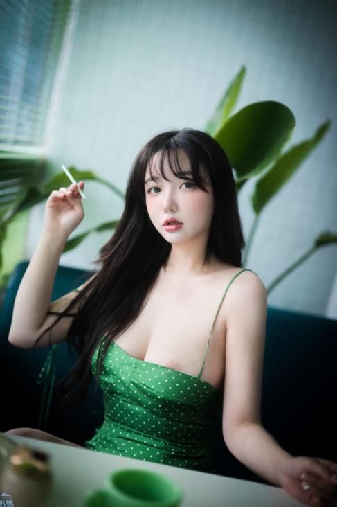 22112218  孙乐乐精选合集  2259P-1.37G  秒传