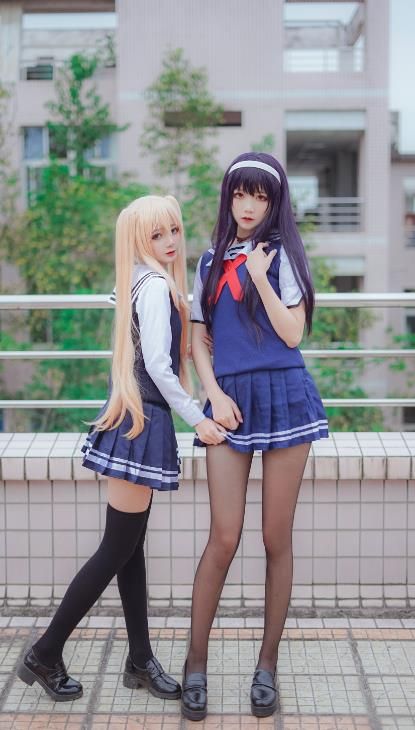 22112406  五更百鬼 -  学姐校服   25P-139M