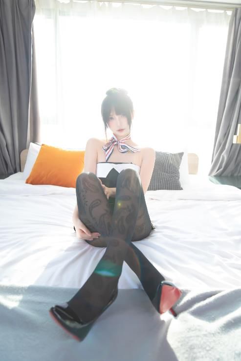 22121012  神楽坂真冬 - 空中邂逅   75P-245M