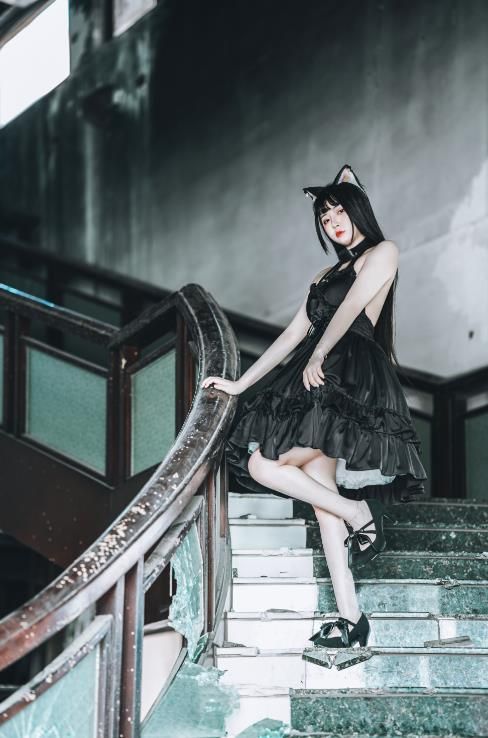 23012518  落落Raku10套合集  446P+7V-3.88G