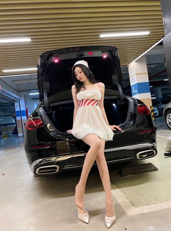 23012720 是小逗逗大合集 1775P+48V-11G