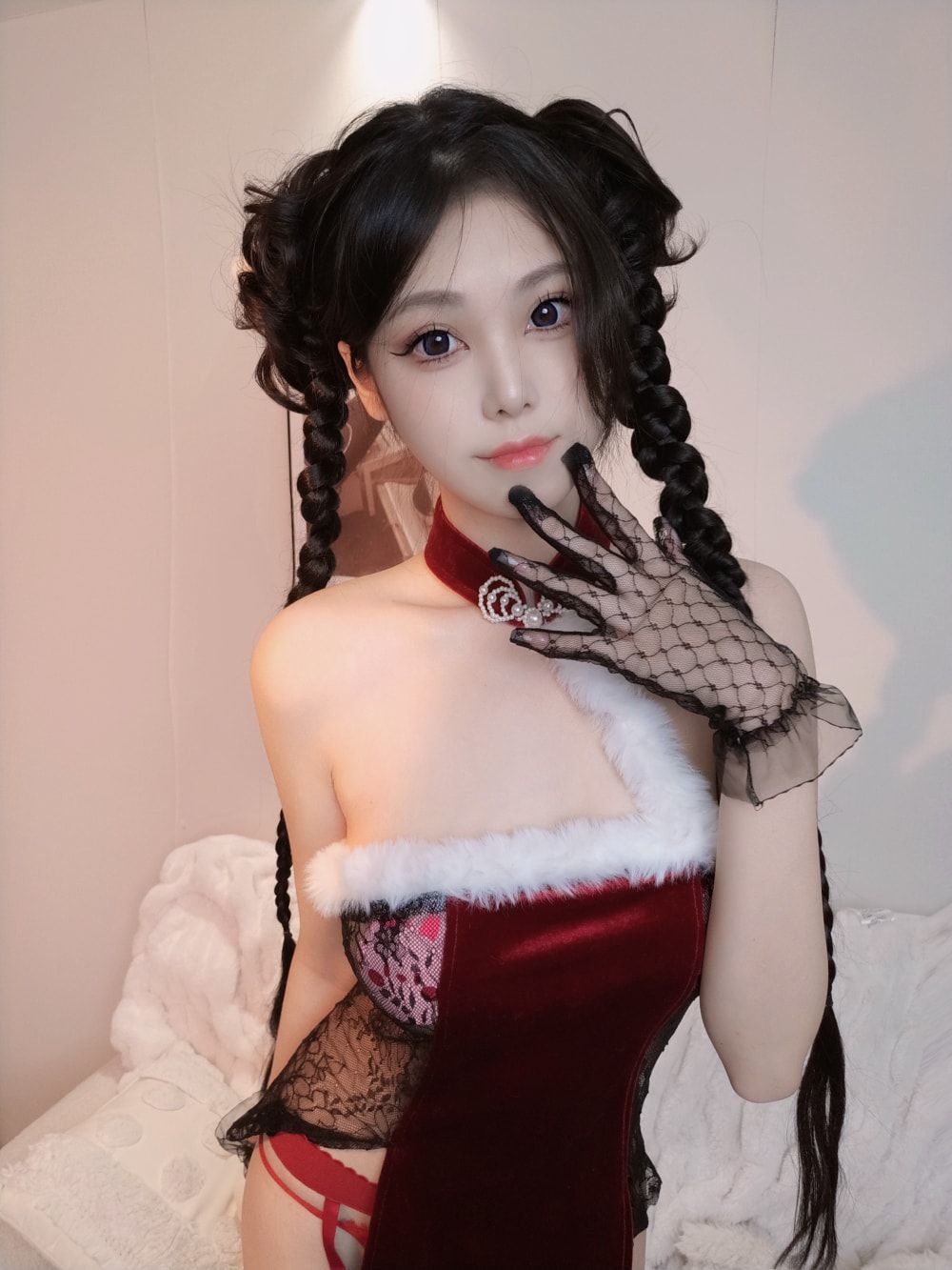 【最新资源】蜜汁猫裘 – 发财玉兔 [38P+3V/684MB]