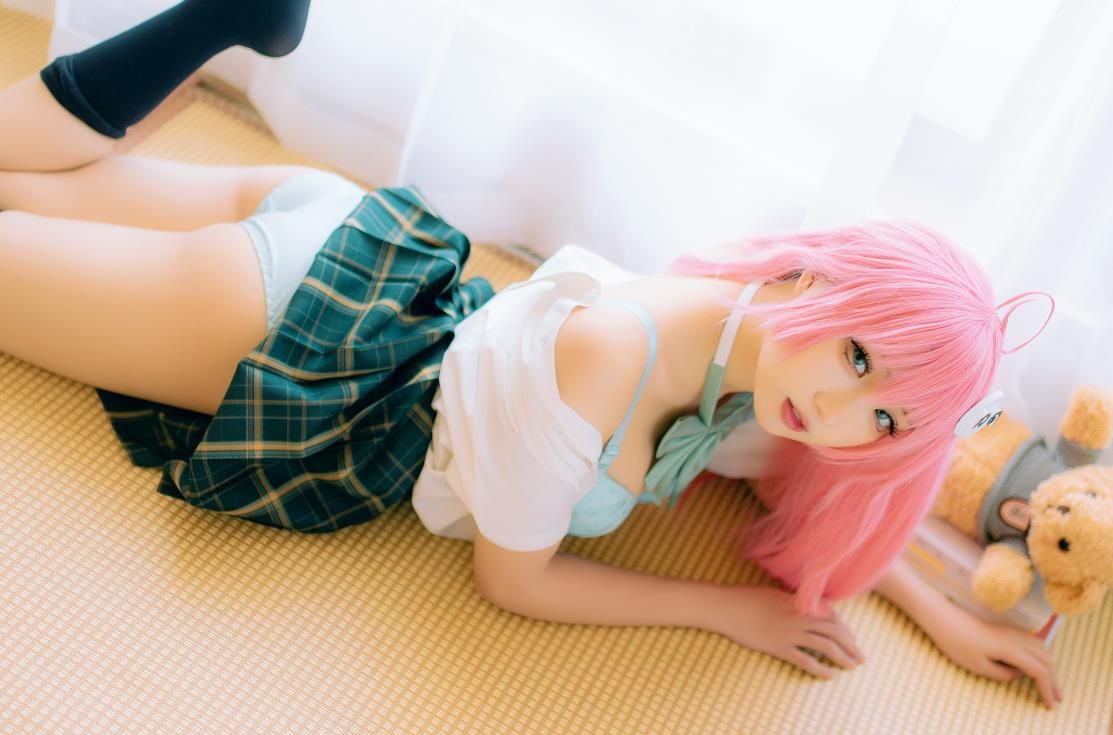 23021610  瓦斯塔亚小龙虾12套写真合集  395P-6.36G