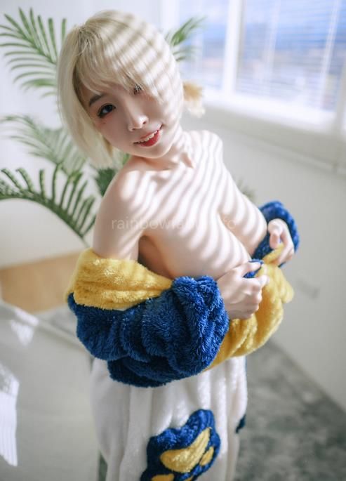 23022303  黎菲儿 - 美少女的居家  210P+1V-1.76G