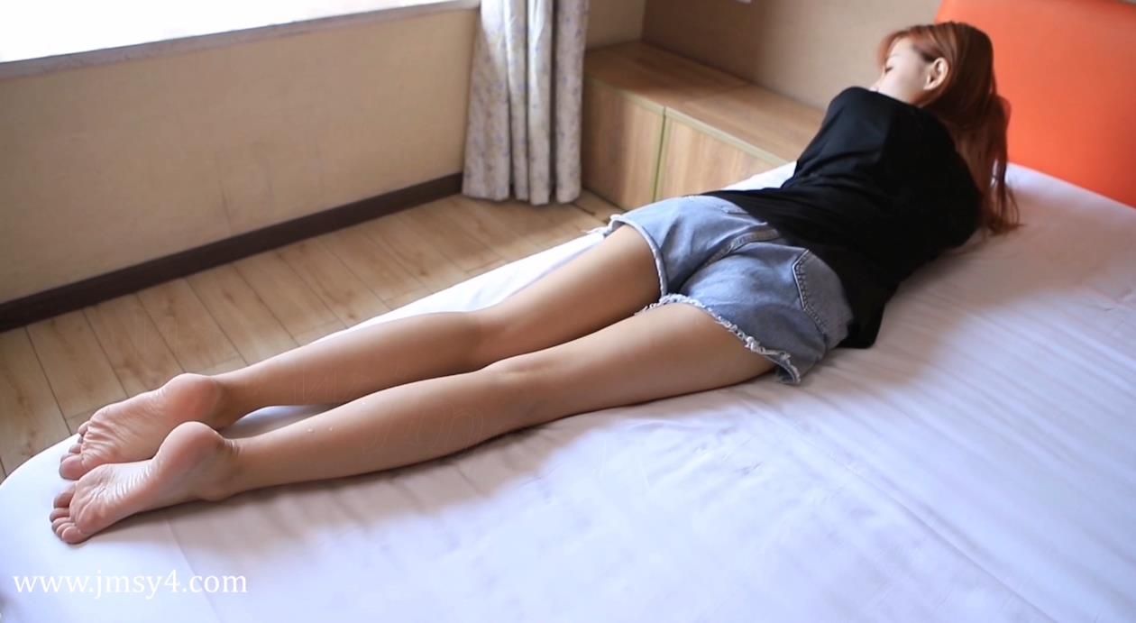 23022601  脚模摄影-初恋般的甜甜   1V-1.87G