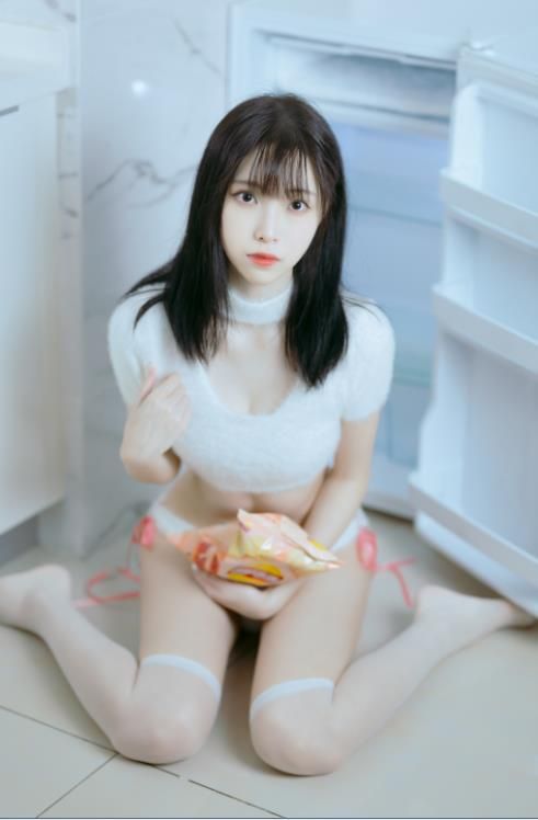 23021802  许岚LAN - 纯欲毛衣  40P-458M