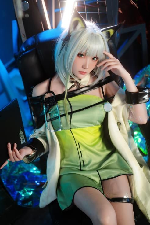 23022613  瓜希酱 - 明日方舟 凯尔希 (Kal'tsit)   21P-94M