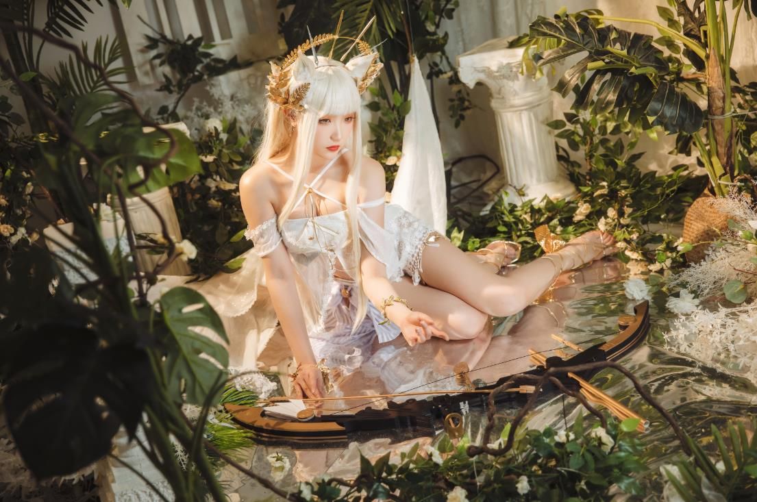 23022418  瓜希酱 - 明日方舟 白金泳装 (Platinum)   25P-159M