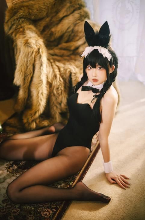 23021513  瓦斯塔亚小龙虾 - 兔女郎主题本  134P-2.36G