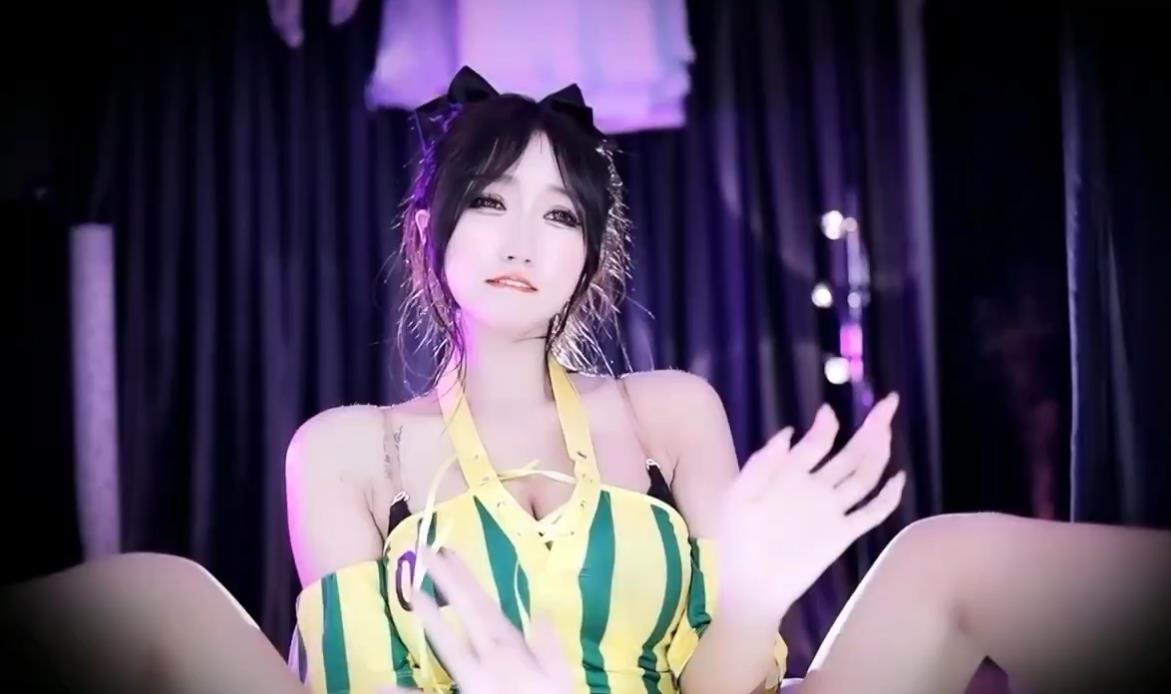 23030501  CC 雅恩北北 - 直播合集  4V-511M