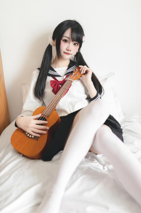 23030303   嗷呜酱 - 水手服  48P-410M