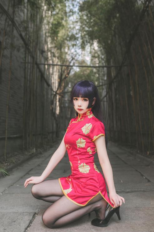 23031013  巧克力小圆面包 - 五更琉璃 · 新春旗袍  22P-203M