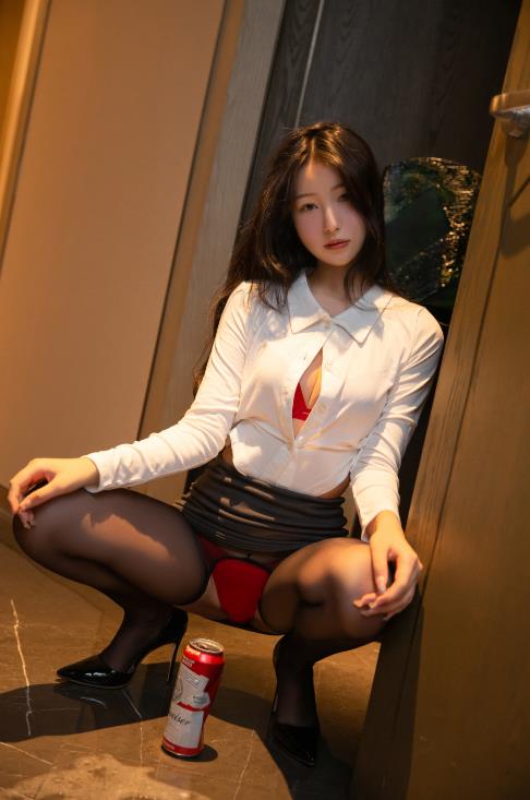 23042618  熊小诺 - 醉酒回家  79P-0.99G