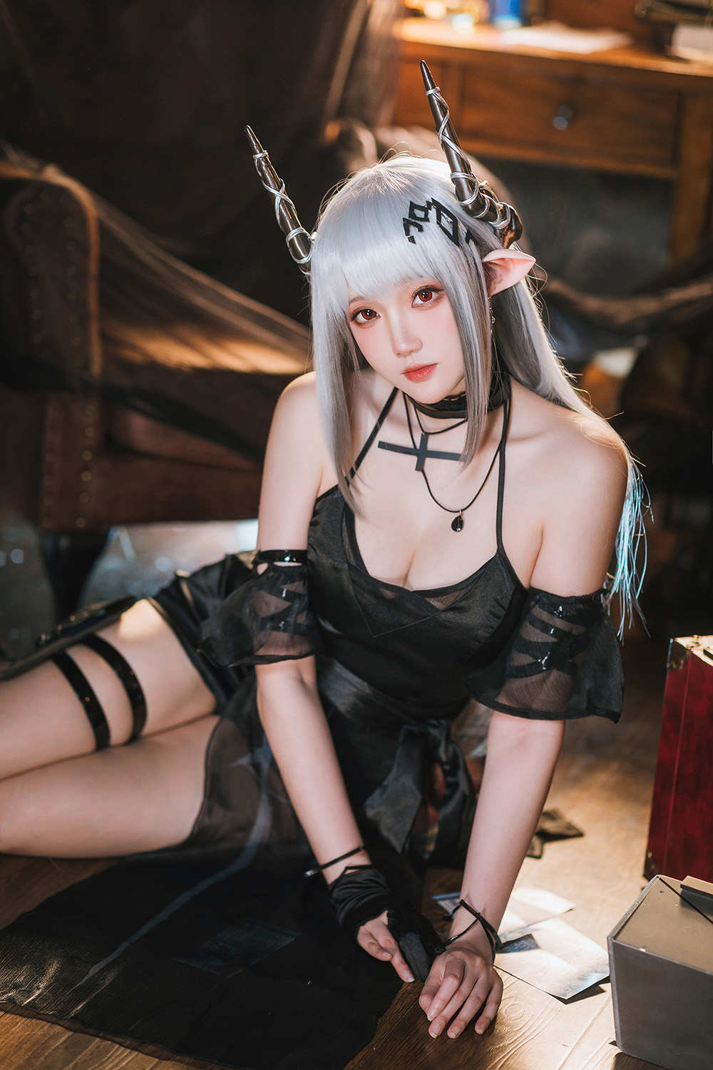 [867]瓜希酱 明日方舟 泥岩音律联觉-零号特工 [25P-100MB]