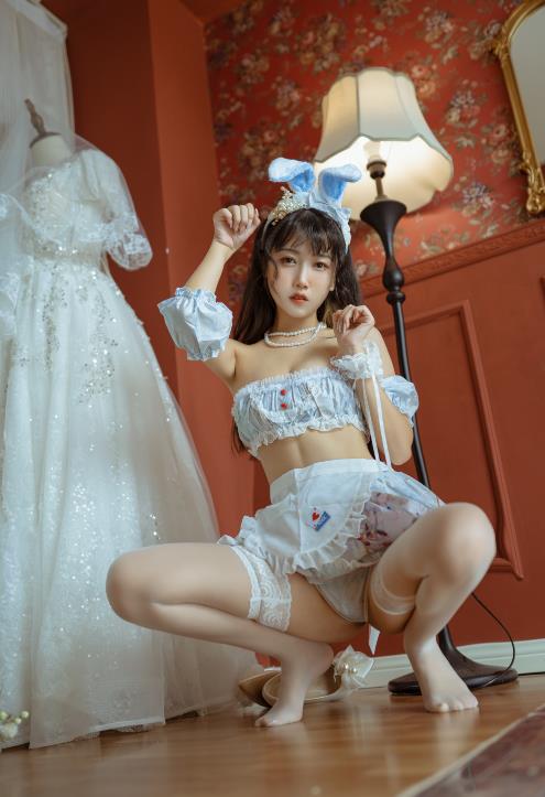 23051512  不呆猫32套合集  1287P+41V-11.2G