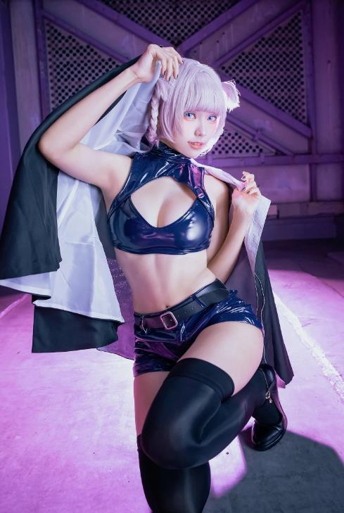 23051011  ElyEE子 -  Nazuna (Bunny &amp; Night)  40P-117M