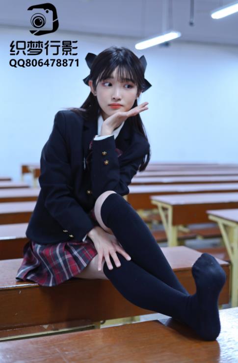 23071904  织梦映像 - 等你下课 70P+1V-2.07G