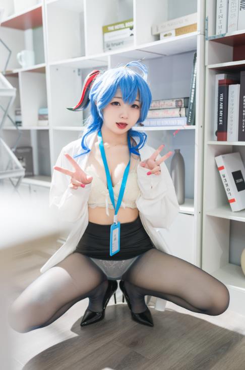 23071913  花铃 - 甘雨秘书ol   93P-574M