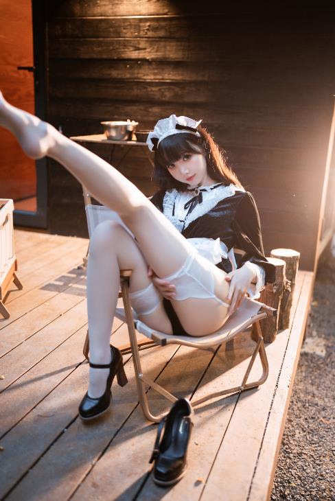 23080104  面饼仙儿 - 木屋女仆 27P-471M