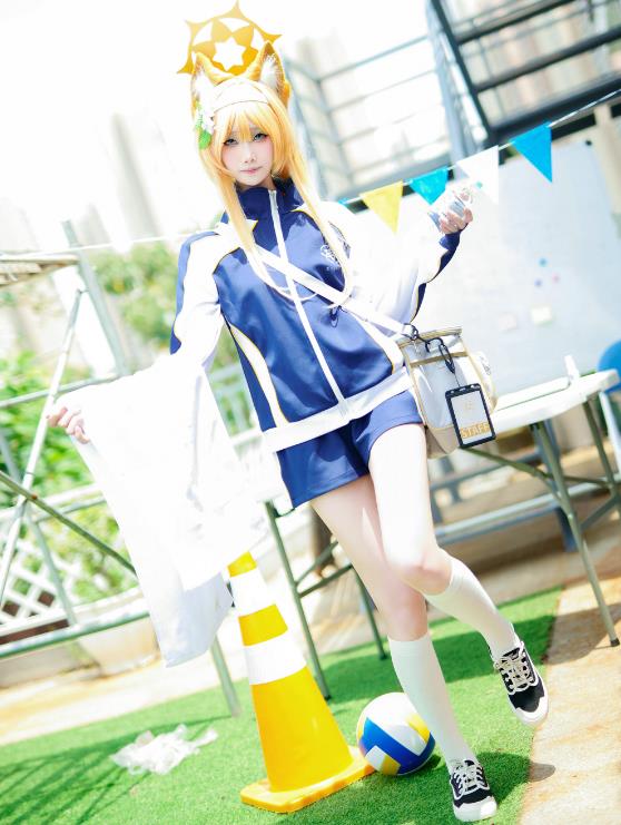 23091002  《Blue Archive - 伊落マリー（体操服）》 vol02 60P-176M