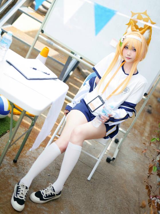 23091002  《Blue Archive - 伊落マリー（体操服）》 vol02 60P-176M