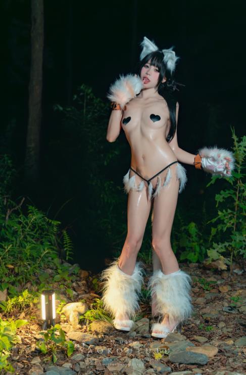 23091620 咬一口兔娘ovo 8套合集 388P+7V-8.06G