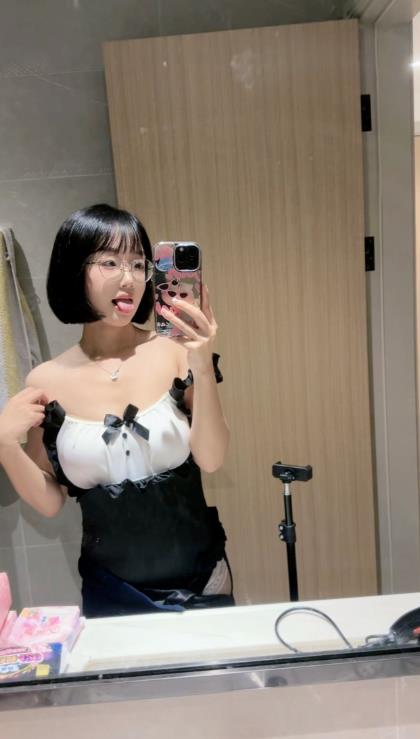 23103006  王胜利（胜利的小生活）8月下部 微密圈 47P+8V-156M