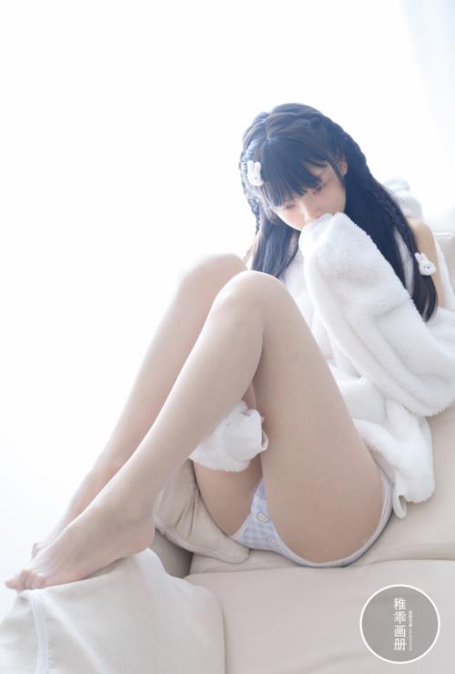 23102408  稚乖画册 赤西夜夜 白丝超短裙双马尾  80P+1V-1.86G